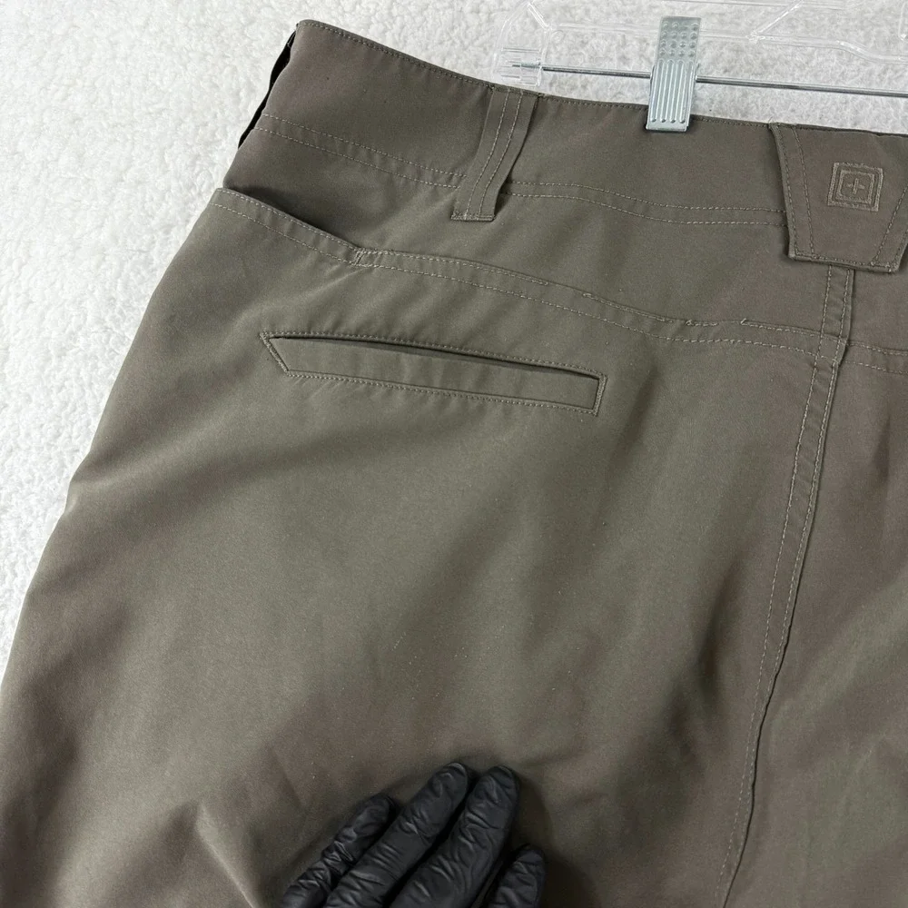 5.11 Tactical Base Short Mens Size‎ 40 Green Lightweight 9.5